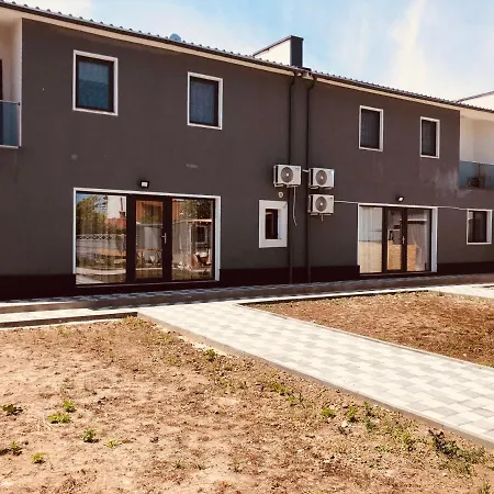 Vila Aly-rem Feriehus Techirghiol