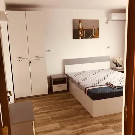 Feriehus Vila Aly-rem